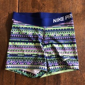 NWOT Nike pro compression shorts